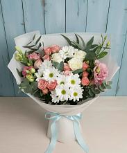 Букет цветов из:  Розы, Лизиантусы и Хризантемы в Первомайском Карачаево-Черкесской республики