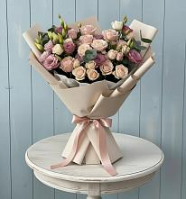 Букет цветов из:  Розы и Лизиантусы в Первомайском Карачаево-Черкесской республики