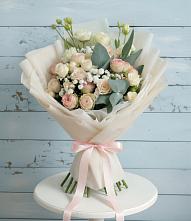 Букет цветов из:  Розы и Лизиантусы #REPLACE_PRED# Первомайском Карачаево-Черкесской республики