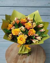 Букет цветов из:  Альстромерии и Розы в Первомайском Карачаево-Черкесской республики