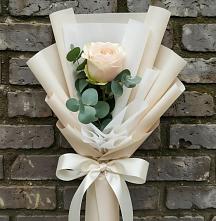 Букет цветов из:  Розы в Первомайском Карачаево-Черкесской республики