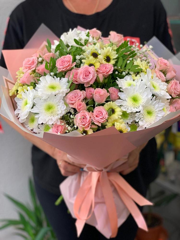 Букет цветов из: Розы и Хризантемы в Первомайском Карачаево-Черкесской республики
