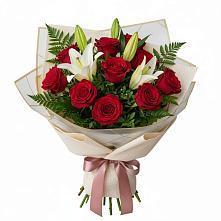 Букет цветов из:  Лилии и Розы в Первомайском Карачаево-Черкесской республики