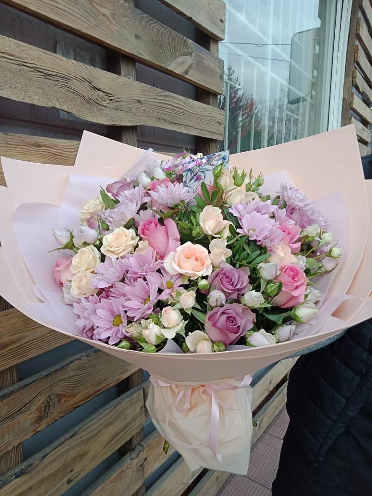 Букет цветов из: Розы и Хризантемы в Первомайском Карачаево-Черкесской республики