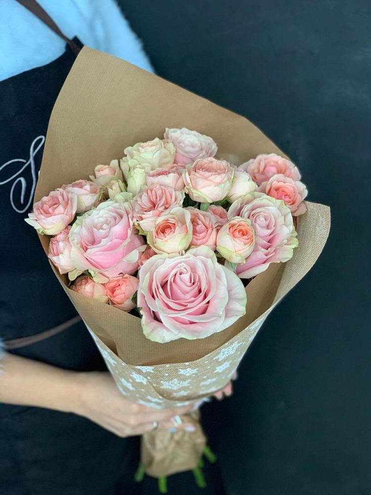 Букет цветов из: Хризантемы и Розы в Первомайском Карачаево-Черкесской республики