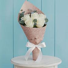 Букет цветов из:  Розы в Первомайском Карачаево-Черкесской республики