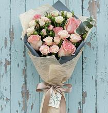 Букет цветов из:  Розы #REPLACE_PRED# Первомайском Карачаево-Черкесской республики