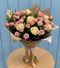 Букет цветов из:  Розы в Первомайском Карачаево-Черкесской республики