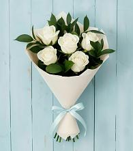 Букет цветов из:  Розы в Первомайском Карачаево-Черкесской республики