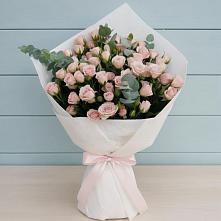 Букет цветов из:  Розы в Первомайском Карачаево-Черкесской республики