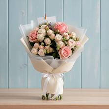 Букет цветов из:  Розы в Первомайском Карачаево-Черкесской республики