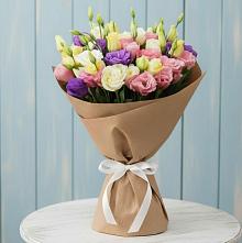 Букет цветов из:  Лизиантусы #REPLACE_PRED# Первомайском Карачаево-Черкесской республики